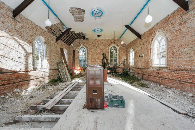 Methodist Church, Pont Robert, Meifod SY22 6HY 9