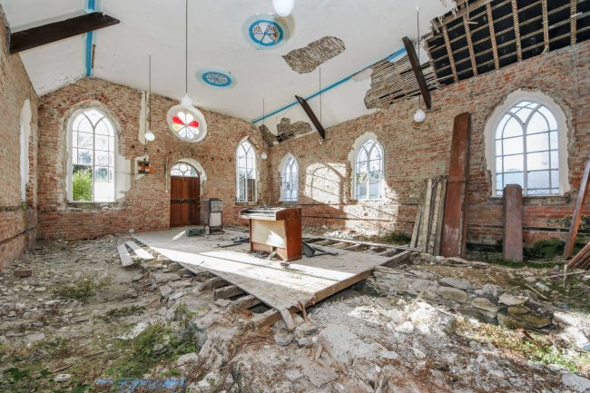 Methodist Church, Pont Robert, Meifod SY22 6HY 9