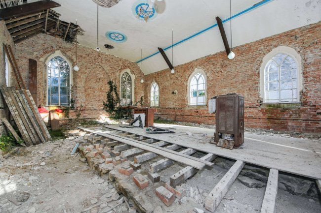 Methodist Church, Pont Robert, Meifod SY22 6HY 9