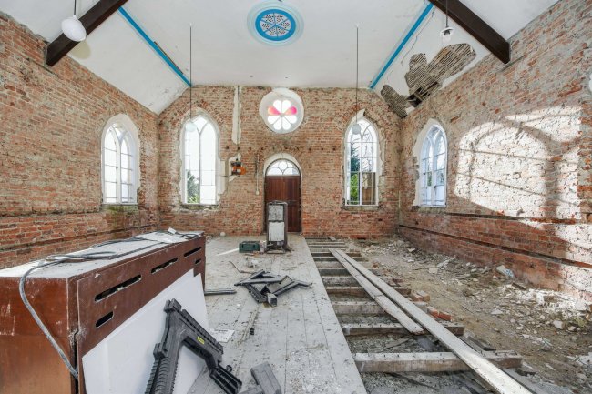 Methodist Church, Pont Robert, Meifod SY22 6HY 9