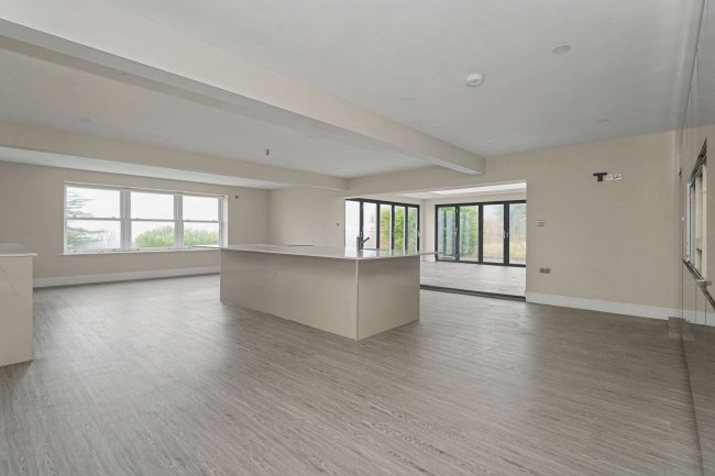 The Beeches, 26 Whalley Road, Wilpshire, Blackburn, BB1 9JT 4