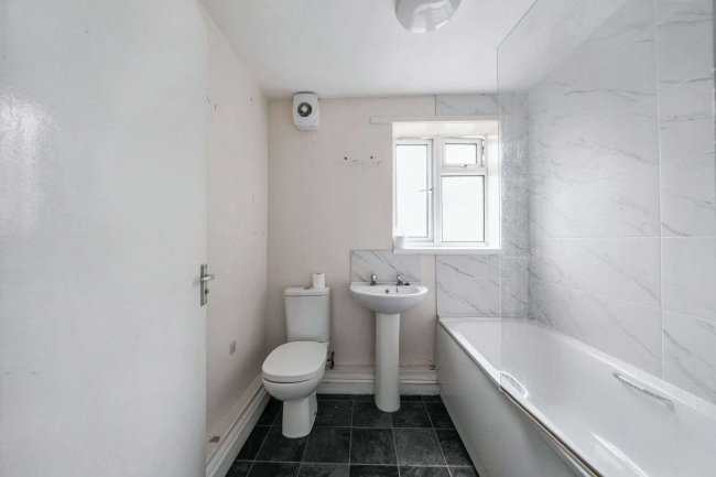 4b Byne Road, Crystal Palace, London SE26 5JE 7