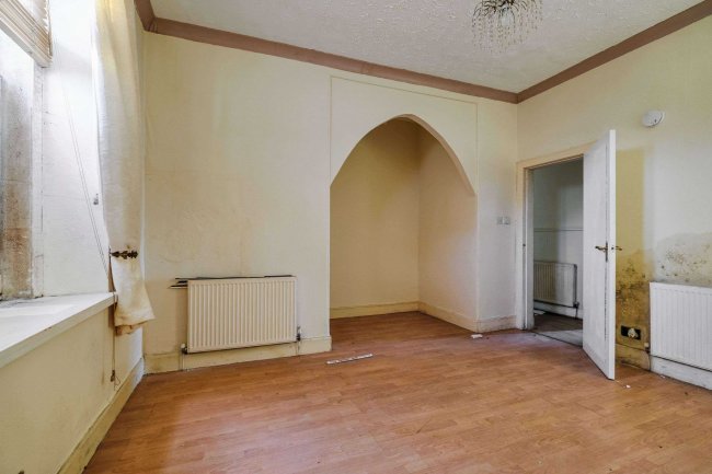 20C Prospecthill Street, Greenock, Renfrewshire, PA15 4DL 7