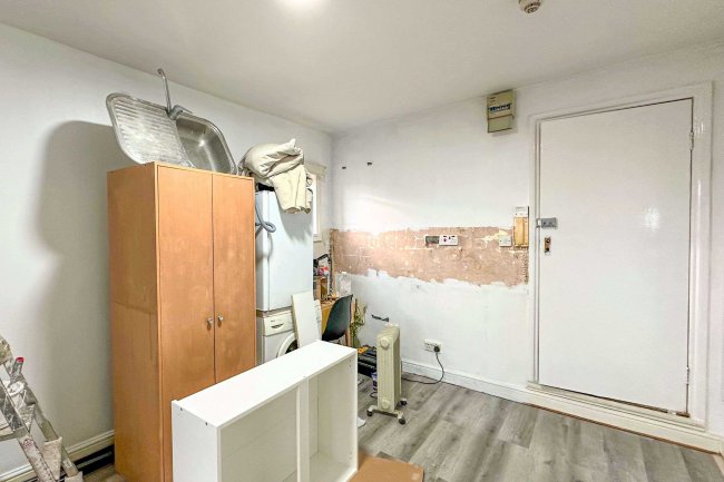 56 Mill Lane, London, West Hampstead, NW6 1NJ 7