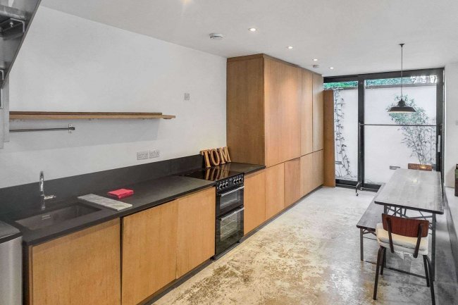 46a Rainham Road, Kensel Green, London NW10 5DG 10