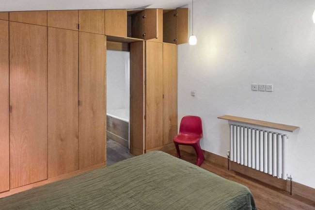 46a Rainham Road, Kensel Green, London NW10 5DG 10