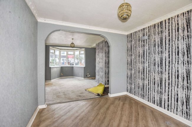 98 Riverside Road, Sidcup, DA14 4PU 5