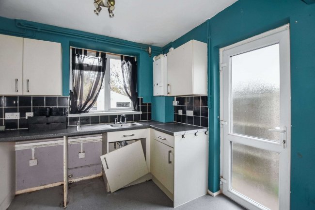 98 Riverside Road, Sidcup, DA14 4PU 5