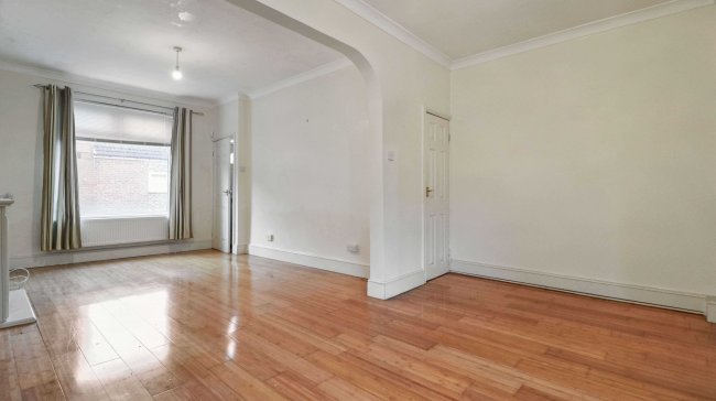 6 Dent Street, Shildon, County Durham, DL4 2DJ 6