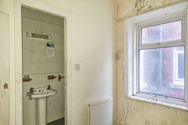 59 Springfield Road, Blackpool FY1 2BA 7