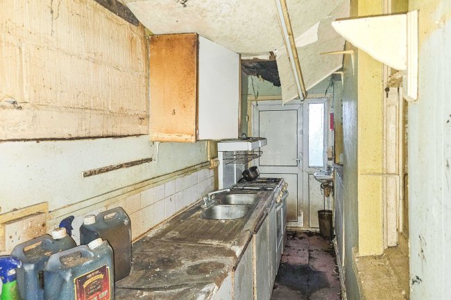 59 Springfield Road, Blackpool FY1 2BA 7