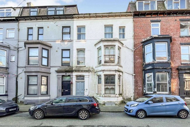 27 York Street, Blackpool, Lancashire, FY1 5AQ 6