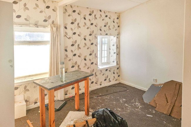 17 Bairstow Street, Blackpool, Lancashire, FY1 5BN 1