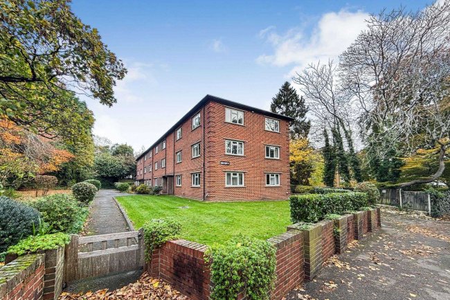 Park Court, 47 Western Road, Poole, BH13 6ES 3