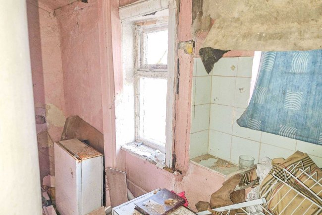 Farnborough Hotel, 13-15 Bairstow Street, Blackpool, Lancashire, FY1 5BN 10