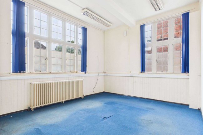 Towcester Police Station and Magistrate Court Buildings, Watling Street, Towcester NN12 6DD 2