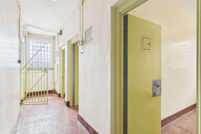 Towcester Police Station and Magistrate Court Buildings, Watling Street, Towcester NN12 6DD 2