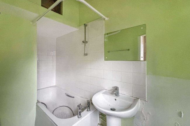 96b Turner Road, Walthamstow, London E17 3JQ 87