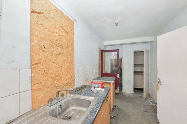 4 & 6 Meadowview Cottages, Cold Christmas Lane, Hertfordshire, SG12 7SW 4