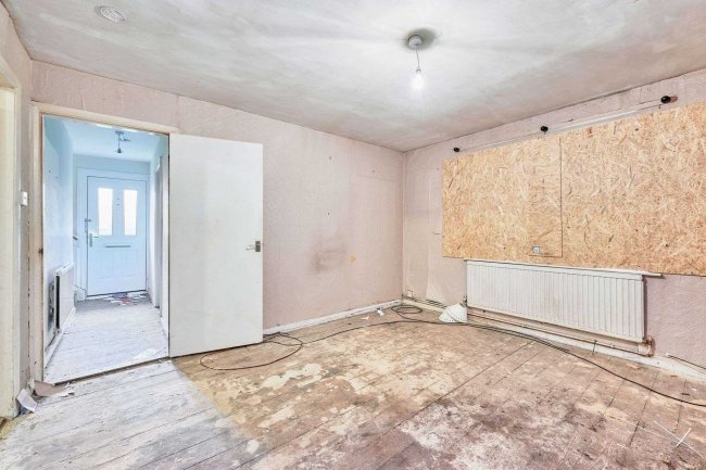 4 & 6 Meadowview Cottages, Cold Christmas Lane, Hertfordshire, SG12 7SW 4