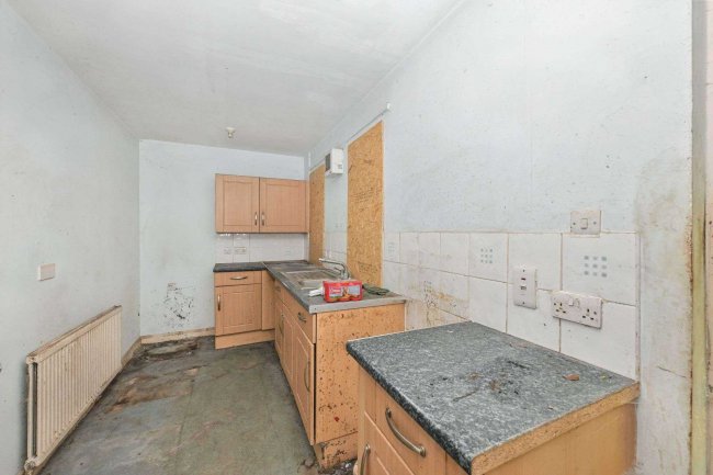 4 & 6 Meadowview Cottages, Cold Christmas Lane, Hertfordshire, SG12 7SW 4