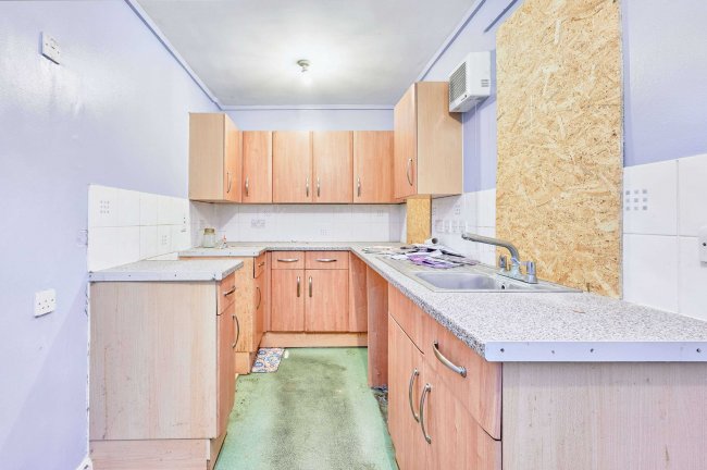 4 & 6 Meadowview Cottages, Cold Christmas Lane, Hertfordshire, SG12 7SW 4