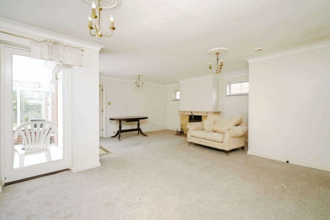 10 Helwys Place, Kidlington, Oxfordshire, OX5 2XU 1