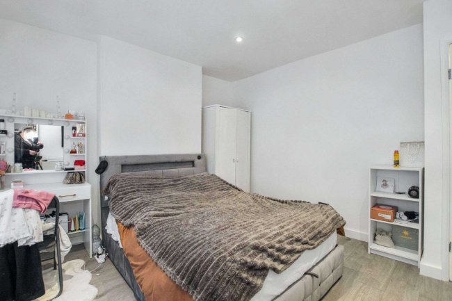 17 Chapel Lane, Harriseahead, Stoke-on-Trent ST7 4JN 34