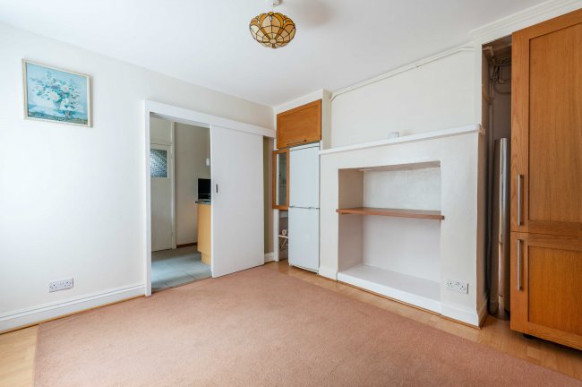 120 Kingston Road, Teddington, TW11 9JA 6