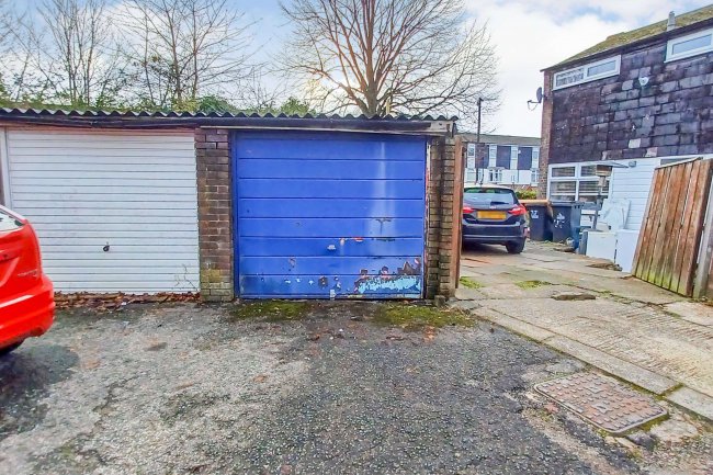 78 Leaside, Halton Brook, Runcorn, Cheshire, WA7 2NH 6