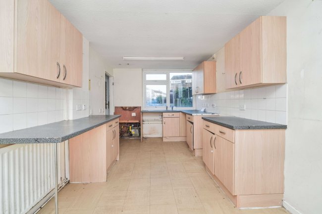 78 Leaside, Halton Brook, Runcorn, Cheshire, WA7 2NH 6