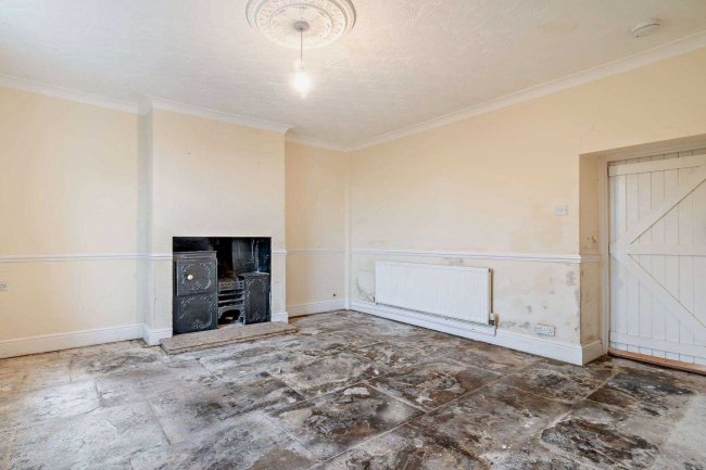 26 Pickburn Lane, Pickburn, Doncaster, DN5 7XF 8