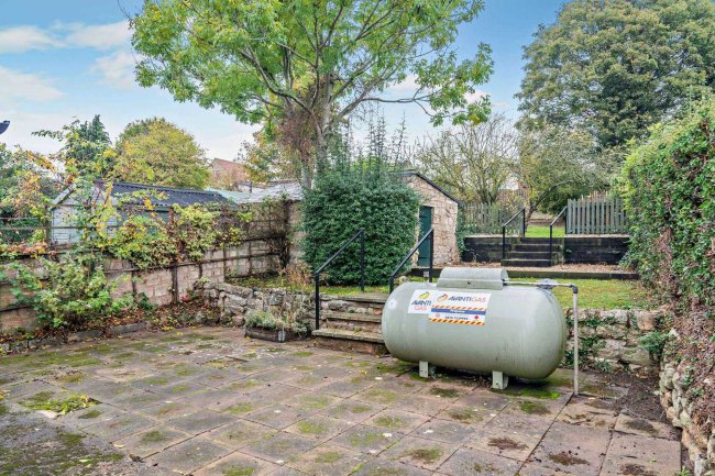 26 Pickburn Lane, Pickburn, Doncaster, DN5 7XF 8