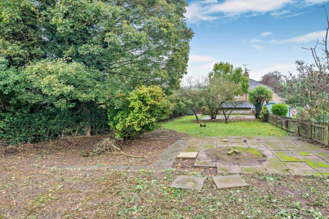 26 Pickburn Lane, Pickburn, Doncaster, DN5 7XF 8