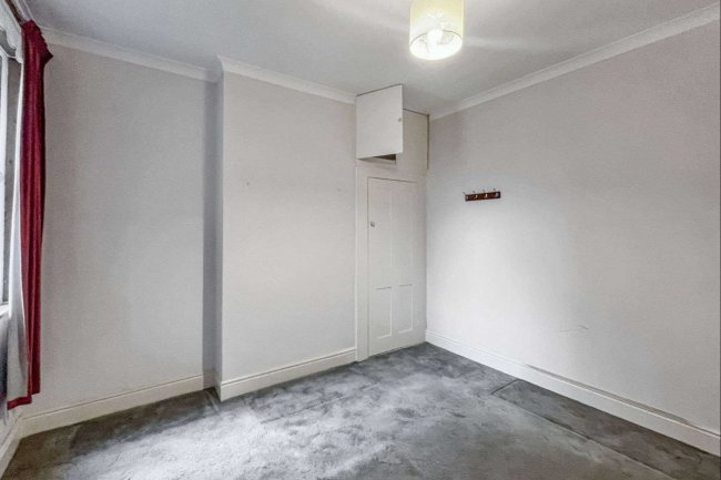 102 Swaby Road, Earlsfield, London SW18 3QZ 1