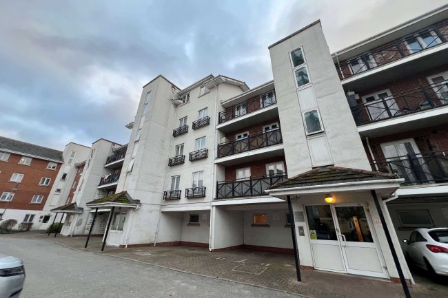 Flat 4, Block 4, Chantry Close, Abbey Wood, London SE2 9PF 3