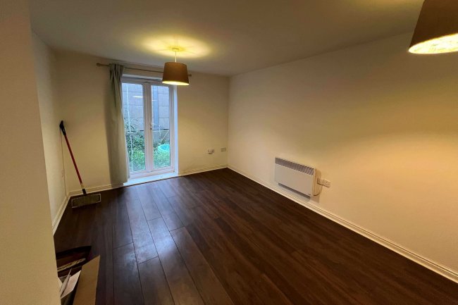 Flat 2, Block 6, Chantry Close, Abbey Wood, London SE2 9PF 9