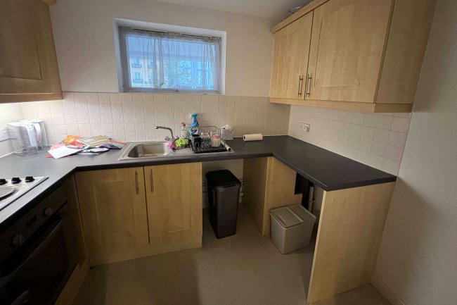 Flat 2, Block 6, Chantry Close, Abbey Wood, London SE2 9PF 9