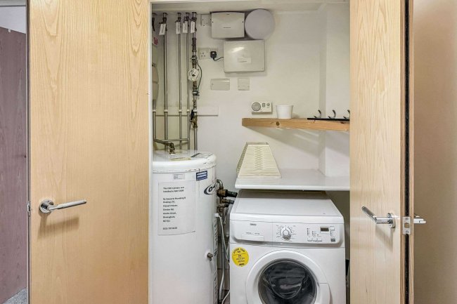 Flat 6, 250 High Street, Birmingham, West Midlands, B17 9PT 10