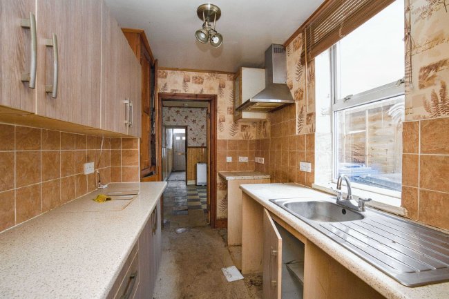 104 Stanton Street, Derby DE23 6NE 3