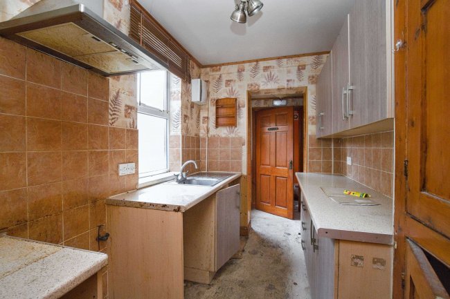 104 Stanton Street, Derby DE23 6NE 3