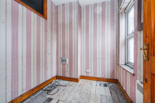 104 Stanton Street, Derby DE23 6NE 3