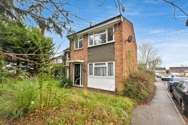 24 Milton Dene, Hemel Hempstead, HP2 7PE 5