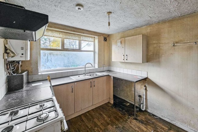 55 Conway Road, Davyhulme, Trafford, Manchester, M41 0TF 5