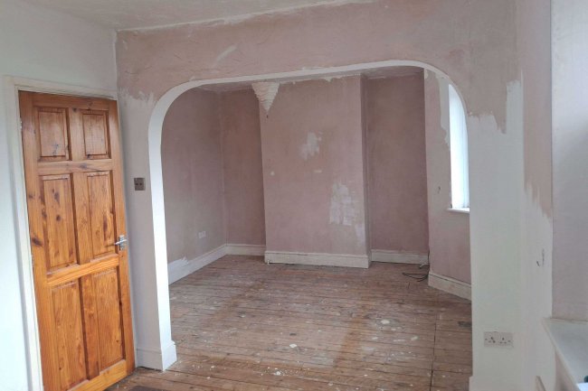 First Floor Flat, 18 Melmore Gardens, Cirencester, Gloucestershire, GL7 1NR 4