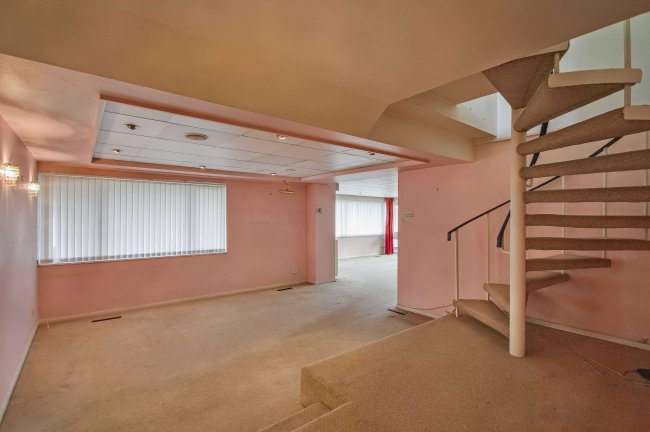 53 The Bowls, Chigwell, Essex, IG7 6ND 7