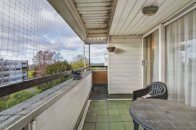 53 The Bowls, Chigwell, Essex, IG7 6ND 7