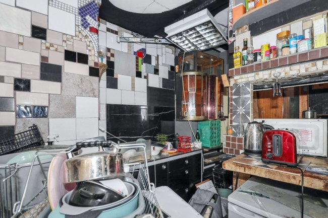 Flat 7, Florence Court, Eastern Esplanade, Cliftonville, Margate, Kent, CT9 2JD 3