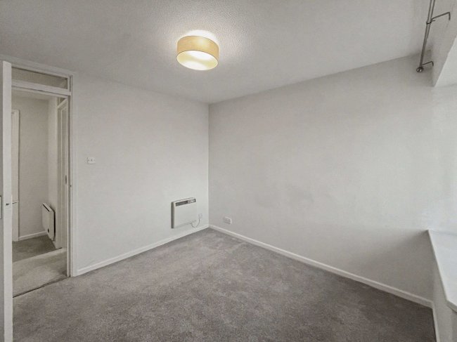 8 Osborne Place, Sutton, Surrey, SM1 4RJ 7