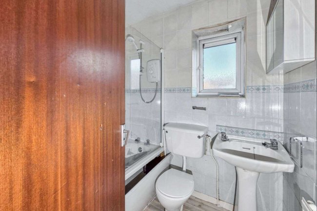 4 Travers Place, Ashton-on-Ribble, Preston, Lancashire, PR2 2NR 10